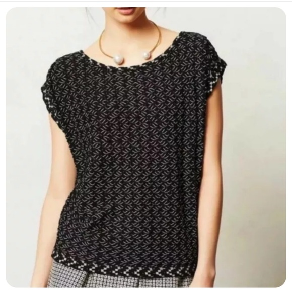 Anthropologie Tops - 5/$25! Anthropologie postmark black & white textured knit top size x small